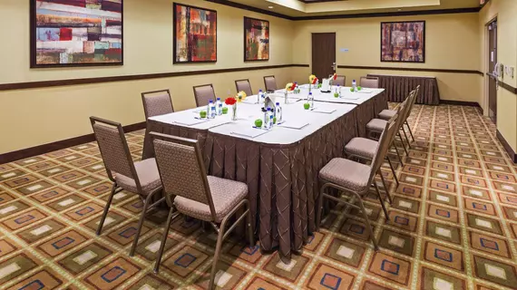 Holiday Inn Express Hotel & Suites Fort Worth Downtown | Teksas - Fort Worth (ve civarı) - Fort Worth - Downtown Fort Worth