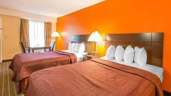 Quality Inn Greer | Güney Karolayna - Greenville - Spartanburg (ve civarı) - Greer