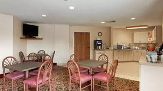 Days Inn Olathe Medical Center | Kansas - Kansas City (ve civarı) - Olathe