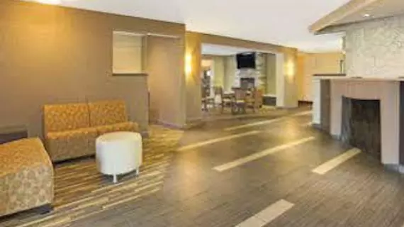 Hawthorn Suites by Wyndham Cincinnati | Ohio - Cincinnati (ve civarı) - Cincinnati - Sharonville