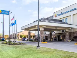 Comfort Inn & Suites Ardmore | Oklahoma - Ardmore (ve civarı) - Ardmore