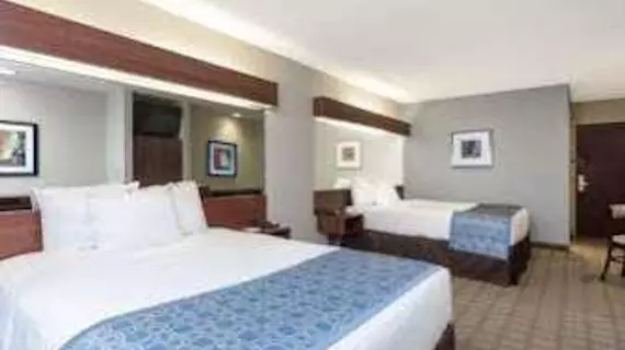 Microtel Inn & Suites - Greenville | Güney Karolayna - Greenville - Spartanburg (ve civarı) - Greenville