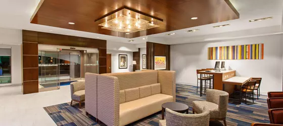 Holiday Inn Express & Suites Houston SW - Medical Ctr Area | Teksas - Houston (ve civarı) - Houston