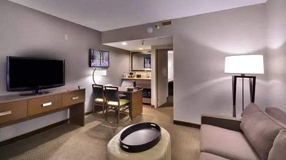 Embassy Suites Denver Stapleton | Kolorado - Denver (ve civarı) - Denver - Montbello