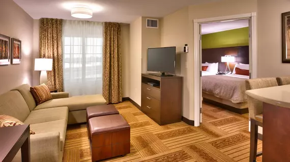 Staybridge Suites Cheyenne | Wyoming - Cheyenne (ve civarı) - Cheyenne