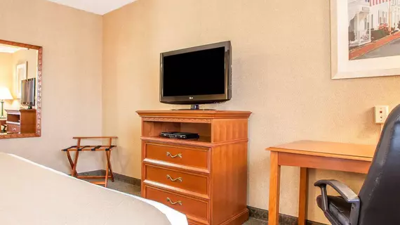 Quality Inn McGuire AFB | New Jersey - Upper Freehold Township - Trenton (ve civarı) - Cookstown