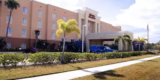 Hampton Inn & Suites - Fort Pierce