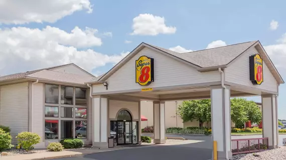 Super 8 Appleton | Wisconsin - Appleton