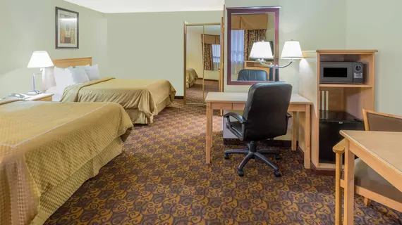 Days Inn Black Bear | Oregon - Salem (ve civarı) - Salem