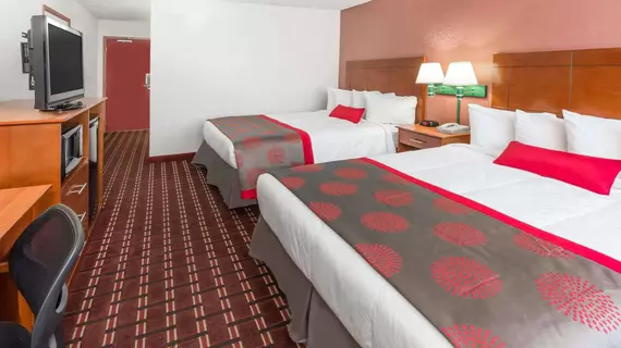 Ramada Medford & Convention Center | Oregon - Medford (ve civarı) - Medford