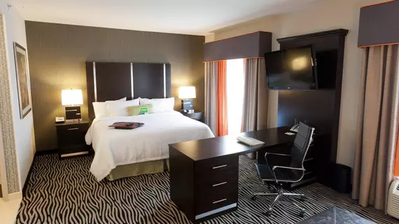 Hampton Inn and Suites Tulsa Central | Oklahoma - Tulsa (ve civarı) - Tulsa