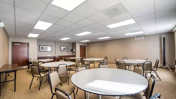 COMFORT INN & SUITES CHEYENNE | Wyoming - Cheyenne (ve civarı) - Cheyenne