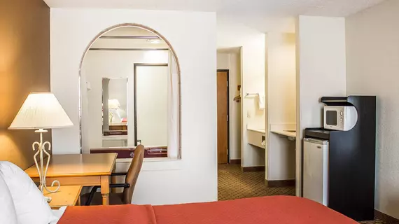 Quality Inn Elyria | Ohio - Cleveland (ve civarı) - Elyria