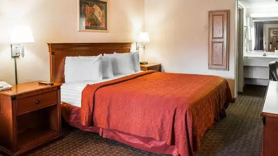 Quality Inn & Suites Las Cruces | New Mexico - Las Cruces (ve civarı) - Las Cruces