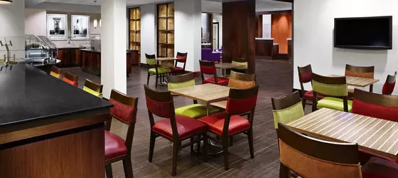 Four Points by Sheraton Memphis East | Tennessee - Memphis (ve civarı) - Memphis - White İstasyonu