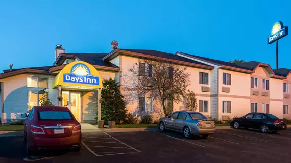 Days Inn Eau Claire West | Wisconsin - Eau Claire (ve civarı) - Eau Claire