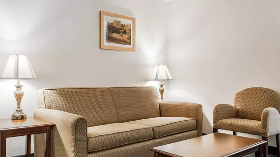 Econo Lodge Inn & Suites Columbia | Güney Karolayna - Columbia (ve civarı) - Columbia