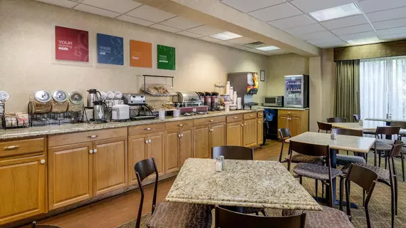 Comfort Inn Waynesboro | Virginia - Staunton (ve civarı) - Waynesboro