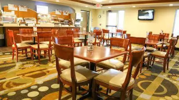 Holiday Inn Express Hotel and Suites Weatherford | Oklahoma - Weatherford