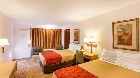 Econo Lodge Airport I-35 North | Teksas - Dallas (ve civarı) - Farmers Branch