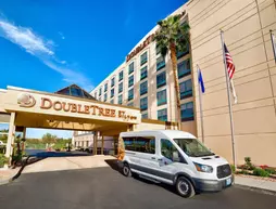 DoubleTree by Hilton Las Vegas Airport | Nevada - Clark County - Las Vegas (ve civarı) - Las Vegas - Paradise