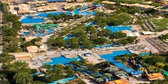 Aqualand Resort