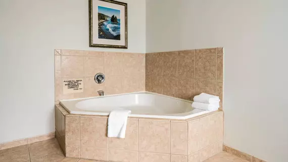 Quality Inn & Suites Sequim | Washington - Sequim