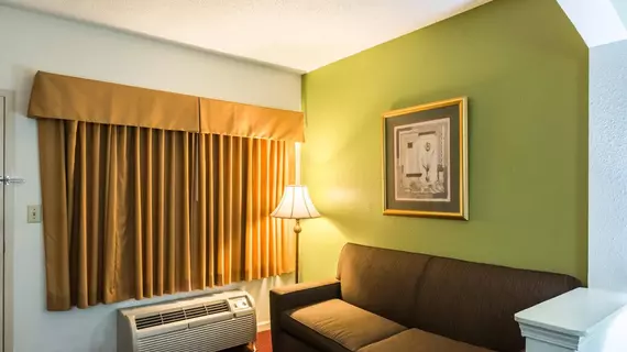 Suburban Extended Stay Hotel Florence | Güney Karolayna - Florence (ve civarı) - Florence