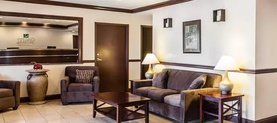 Comfort Inn & Suites Quakertown | Pensilvanya - Bucks County - Allentown (ve civarı) - Quakertown