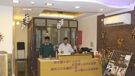 Hotel Persona International | Batı Delhi - Ulusal Eyalet Başkenti Delhi - Delhi (ve civarı) - Yeni Delhi - Karol Bagh