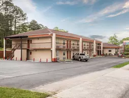 Econo Lodge Fort Jackson | Güney Karolayna - Columbia (ve civarı) - Columbia