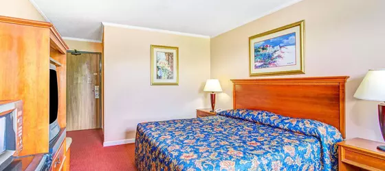 Super 8 Suffolk Tidewater | Virginia - Norfolk - Virginia Beach (ve civarı) - Suffolk