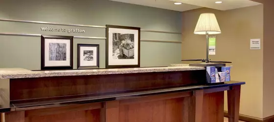 Hampton Inn & Suites Grafton | Wisconsin - Milwaukee (ve civarı) - Grafton