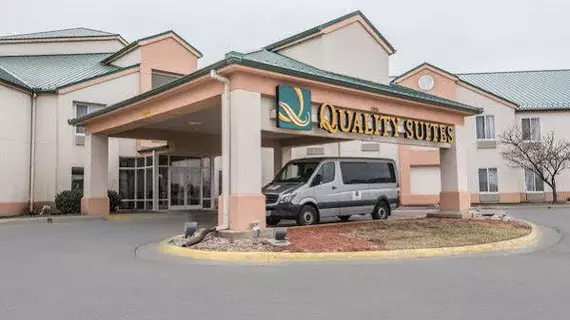 Quality Suites Airport Kansas City | Missouri - Kansas City (ve civarı) - Kansas