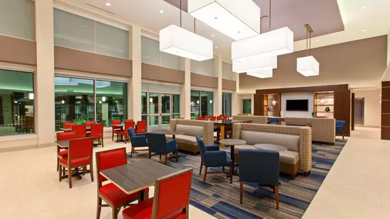 Holiday Inn Express & Suites Houston SW - Medical Ctr Area | Teksas - Houston (ve civarı) - Houston