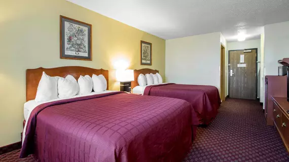 Quality Inn Mineral Point | Wisconsin - Dodgeville (ve civarı) - Mineral Point