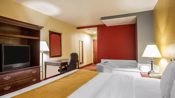 Quality Inn Lexington | Kuzey Karolayna - Lexington - Salisbury (ve civarı) - Lexington