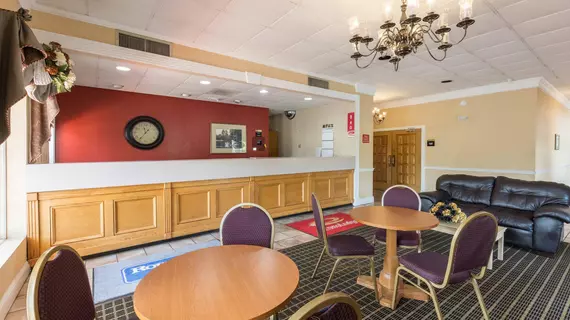 Econo Lodge Inn & Suites Downtown | Güney Karolayna - Orangeburg (ve civarı) - Orangeburg