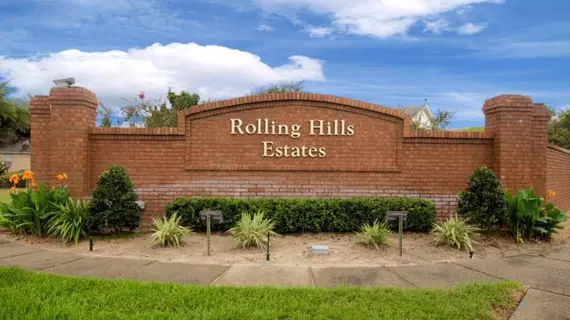 Rolling Hills - 4 BR Private Pool Home South Facing Game Room - IPG 47092 | Florida