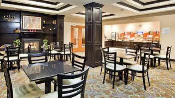 Holiday Inn Express and Suites Pryor | Oklahoma - Pryor (ve civarı) - Pryor