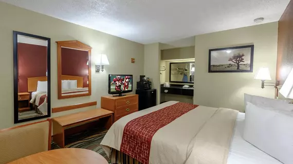 Red Roof Inn Chattanooga – Lookout Mountain | Tennessee - Chattanooga (ve civarı) - Chattanooga - Tiftonia