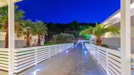 Lindos White and suites | Ege Adaları - Rodos Bölgesel Birimi - Rodos