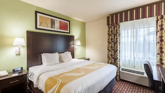 Quality Inn Near Seaworld | Teksas - San Antonio (ve civarı) - San Antonio - Batı San Antonio