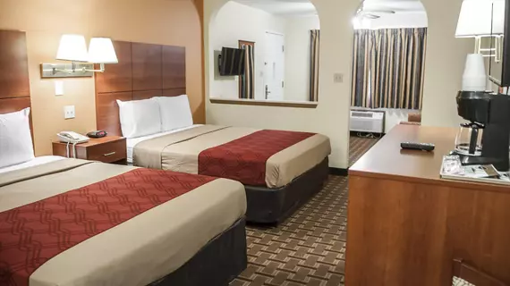 Econo Lodge Midtown Albuquerque | New Mexico - Albuquerque (ve civarı) - Albuquerque - Albuquerque Merkezi