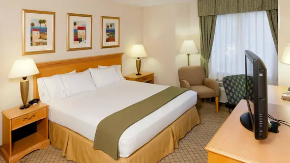 HOLIDAY INN EXPRESS AND SUITES NEAREST UNIVERSAL ORLANDO | Florida - Orlando (ve civarı) - Orlando - Universal Orlando® Tatil ve Eğlence Merkezi