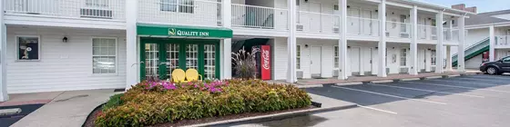 Quality Inn Gallatin | Tennessee - Nashville-Davidson - Nashville (ve civarı) - Gallatin