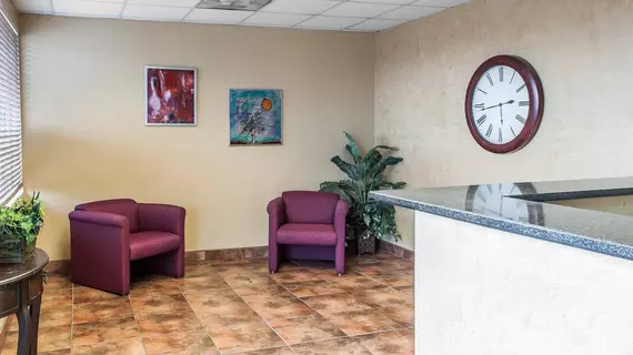 SUBURBAN EXTENDED STAY HOTEL EAST | New Mexico - Albuquerque (ve civarı) - Albuquerque