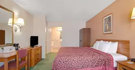 Days Inn & Suites Braunig Lake | Teksas - San Antonio (ve civarı) - Elmendorf