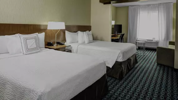 Fairfield Inn and Suites Lansing at Eastwood | Michigan - Lansing (ve civarı) - Lansing