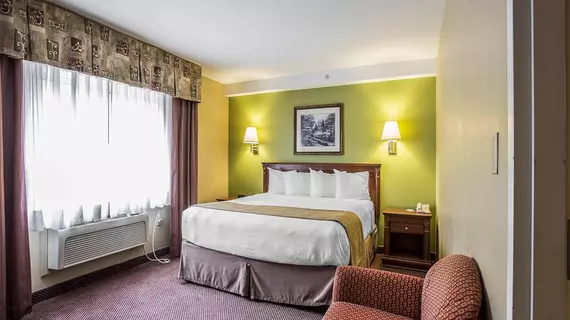 Holiday Inn Express and Suites Halifax Bedford | Nova Scotia - Halifax (ve civarı) - Halifax